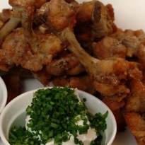 Chicken Lollipops with Thai Hot Sauce Chicken Lollipops with Thai Hot Sauce