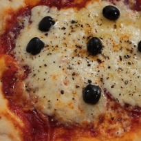 Classic Pepperoni Pizza Classic Pepperoni Pizza