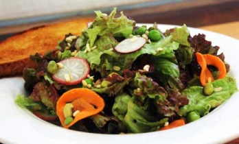 Salad_med.jpg