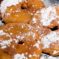 Apple Fritters with Vanilla Sauce