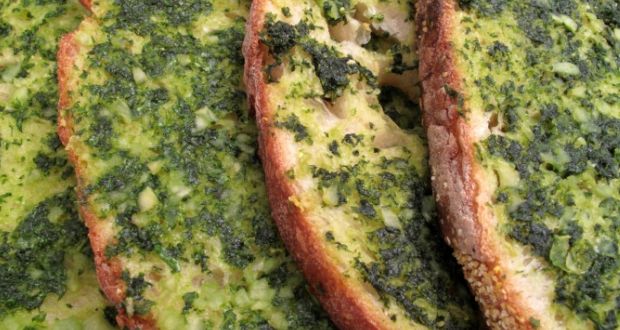 Basil Butter Bread Basil Butter Bread