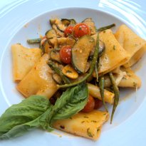Garlic Flavoured Zucchini With Pasta Recipe