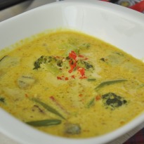 Hot Yellow Curry with Vegetables