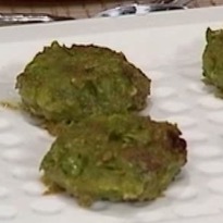 Khoya Stuffed Matar Ki Tikki