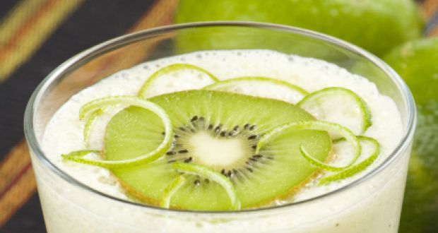 Melon and Kiwi Fruit Smoothie Melon and Kiwi Fruit Smoothie