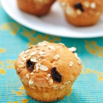 Oat and Nut Muffins