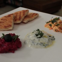 Pita Bread with Dips Pita Bread with Dips