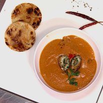 Rattan Manjusha and Ultey Tawe Ka Parantha
