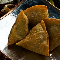 Singhare ke Atte ka Samosa   