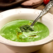 Spinach Soup with Spicy Chickpeas Spinach Soup with Spicy Chickpeas