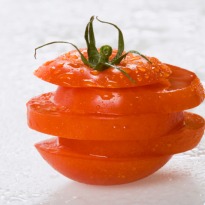 Eating tomatoes wards off depression?