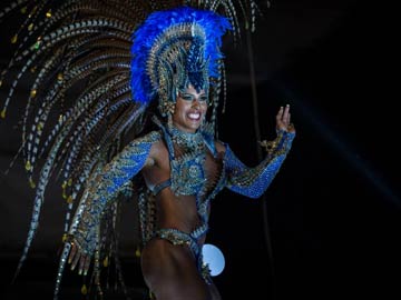 No breast implants, please: Brazil samba school tells recruits