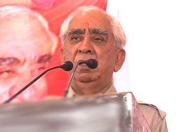 NaMo chants remind me of emergency, reek of arrogance: Jaswant Singh attacks Narendra Modi