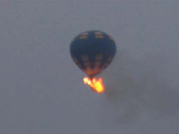 One Dead, Two Missing in US Hot Air Balloon Fire