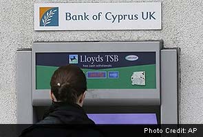 British military plane takes 1 million euros to Cyprus