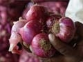 Shortage of onion supply fuels spike in prices