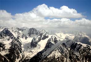 At least 145 people are missing and "presumed dead" after an avalanche ...