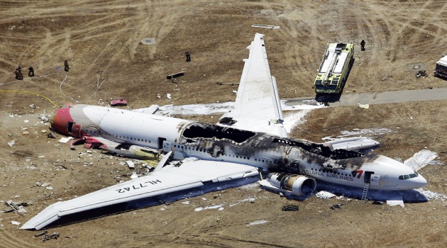 Asiana Airlines flight crash-lands at San Francisco airport; 2 dead, many injured