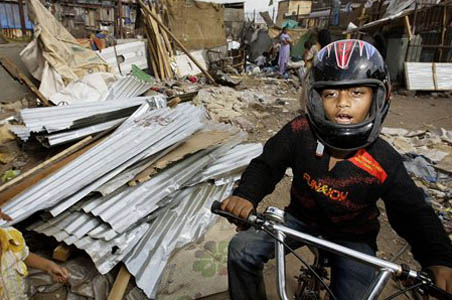 Slumdog to Slumrider! Azharuddin%20Ismail AP Slumdog to Slumrider!