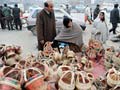 Kashmir continues to reel under intense cold