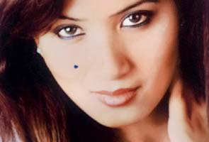 Meenakshi_thapa_295.jpg