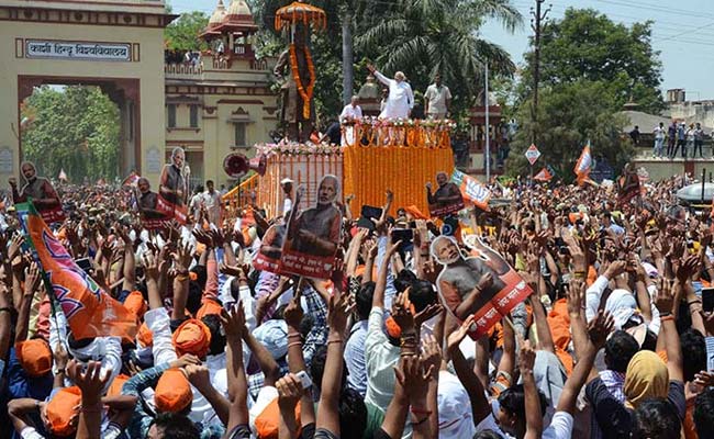 Narendra Modi in Varanasi: biggest road-show in world's largest election