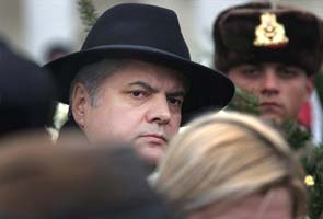 Former Romania Prime Minister shoots self after court's sentence