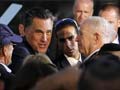 Romney back on US campaign trail, touts recovery plan 