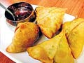 In Bangalore, Samosas are hot buys for Ramzan