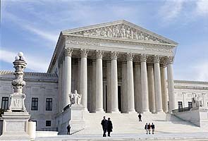 US Supreme Court strikes down policy regulating curse words on broadcast television 