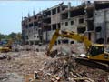 Wal-Mart checks Bangladesh factories; retailer accord elusive
