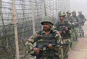 Pakistani troops violate ceasefire 8 times in 24 hours, target 5.