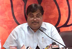 Cong govt behind CWG corruption, says Gadkari