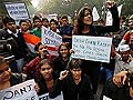 Gang-rape victim's father wants her name revealed