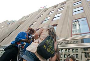 Feud over views from the Empire State building