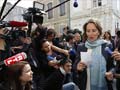 French first lady takes virtual swipe at president's ex