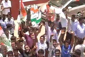 Karnataka election results live: Congress set to form government; JD(S) pushes BJP to number 3 Karnataka election results live: Congress set to form government; JD(S) pushes BJP to number 3