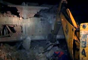 nagpur-building-collapse-295.jpg