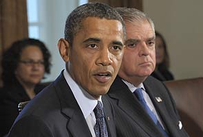 Obama bans daughters from logging into Facebook: Report