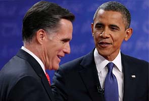 Mitt Romney surges as White House race narrows
