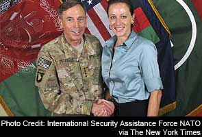 US officials say FBI discovered Petraeus affair in summer