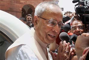 Pranab Mukherjee resigns as Finance Minister; PM to take additional charge, say sources