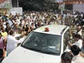 Slipper thrown at Delhi Chief Minister Sheila Dikshit during protests by India Against Corruption activists