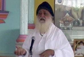 Am like elephant, media like barking dogs, says unrepentant Aasharam Bapu