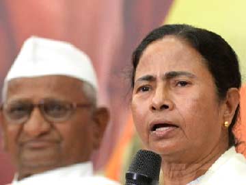 http://www.ndtv.com/news/images/story_page/Anna_Hazare_Mamata_Banerjee_New_delhi_360_38.jpg