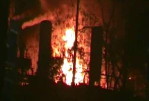 MAJOR FIRE AT OIL REFINERY IN ASSAM