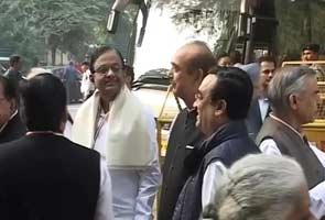 Congress-brain-storming-session-bus-travel-295x200_c1.jpg