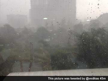 Delhi: Rain Brings Respite From Sweltering Weather Conditions Delhi: Rain Brings Respite From Sweltering Weather Conditions
