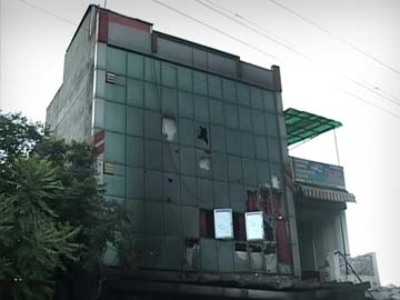 Four killed, 12 injured in Jammu Hotel Fire
