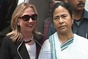 Clinton praises Mamata for electoral victory